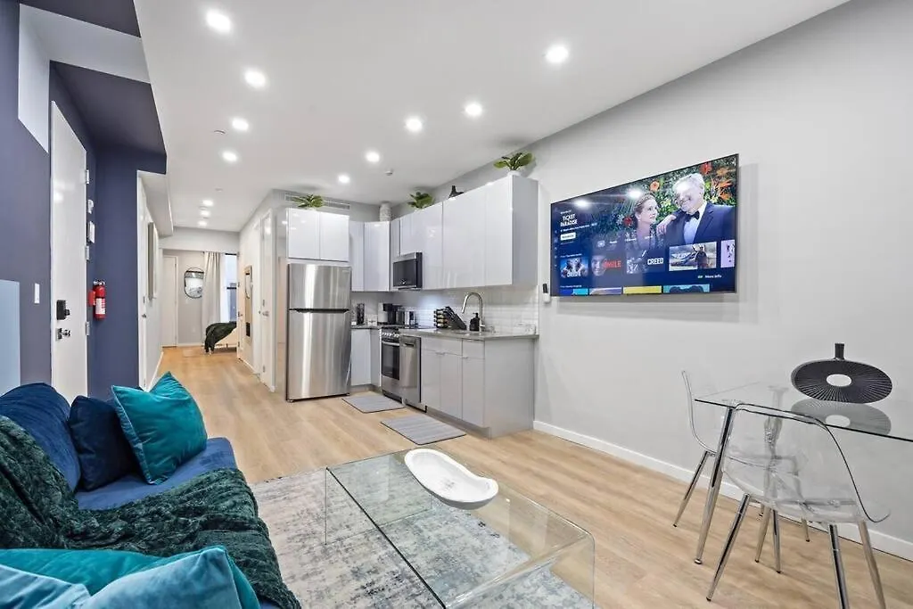 Apartment Swj Btm G, 1 And 2 - Save On 2Day+ Stays_6Br Triplex New York United States
